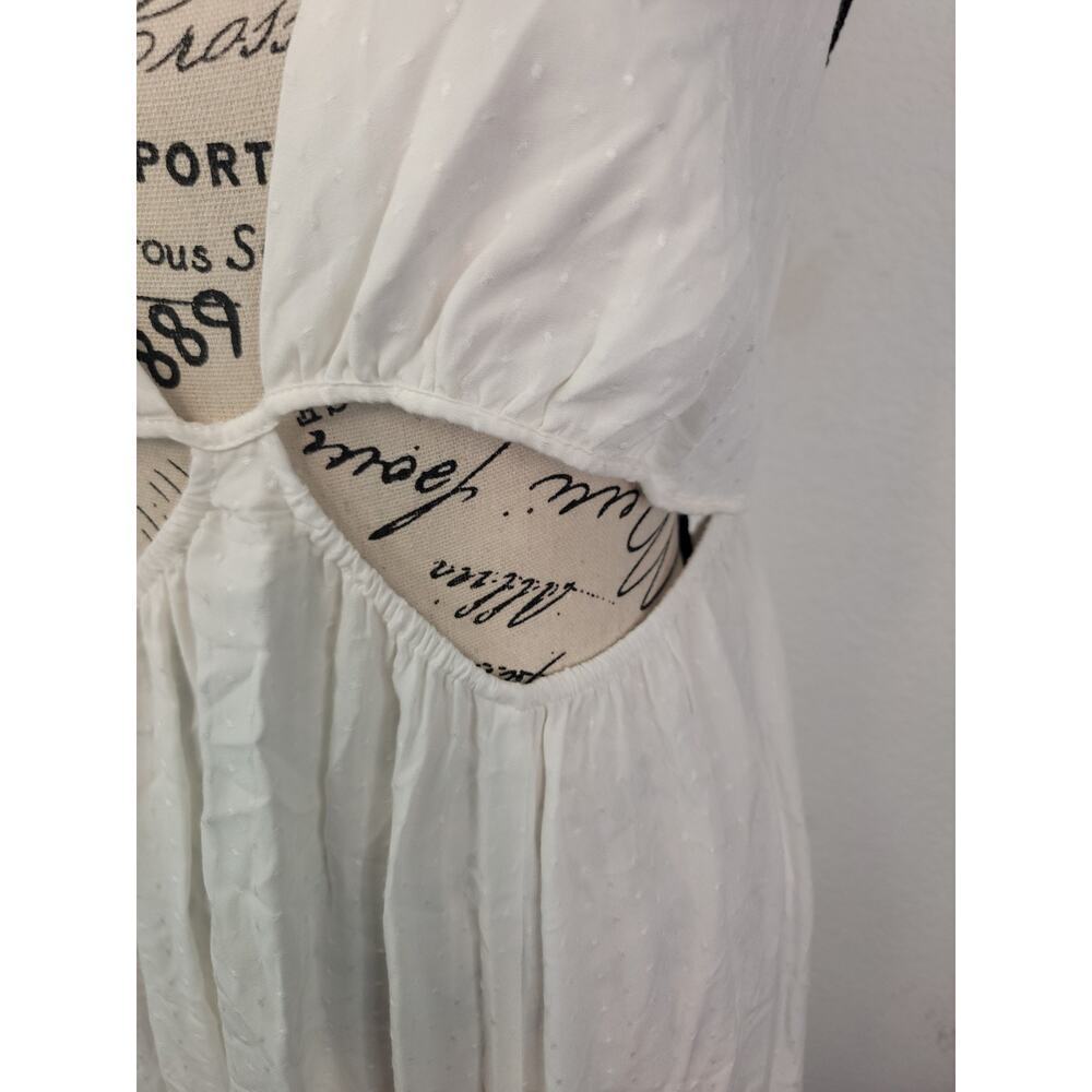 Hello Molly White Midi Dress - Picture 6 of 16